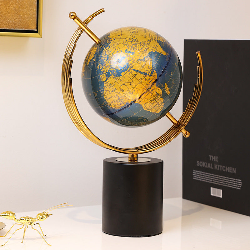 Stratosphere Home Decor Showpiece