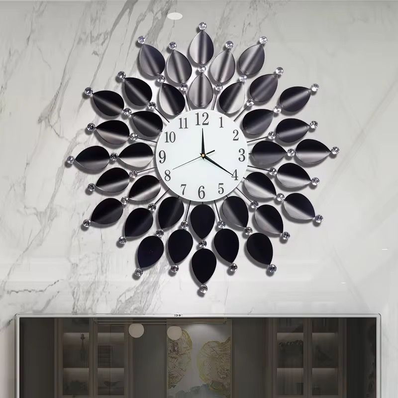 Fancy Metal Wall Clock For Home Decor