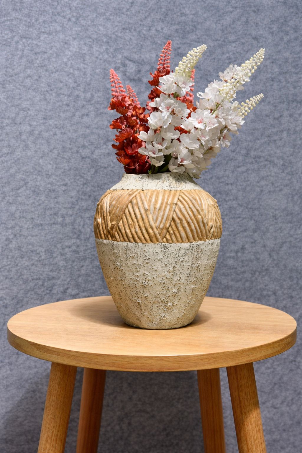 Premium Handcrafted Polyresin Flower Vase For Home - Style 11