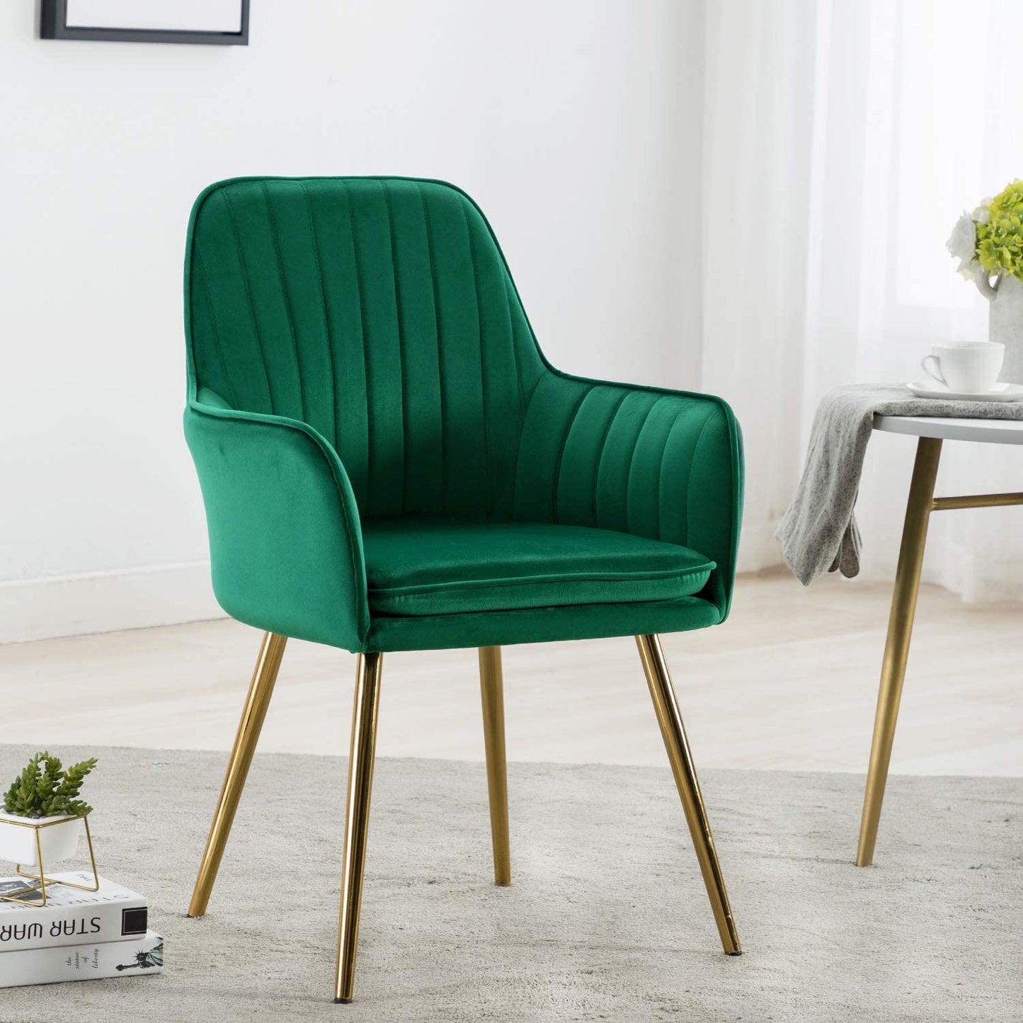 Green Velvet Tufted Luxury Lounge Chair