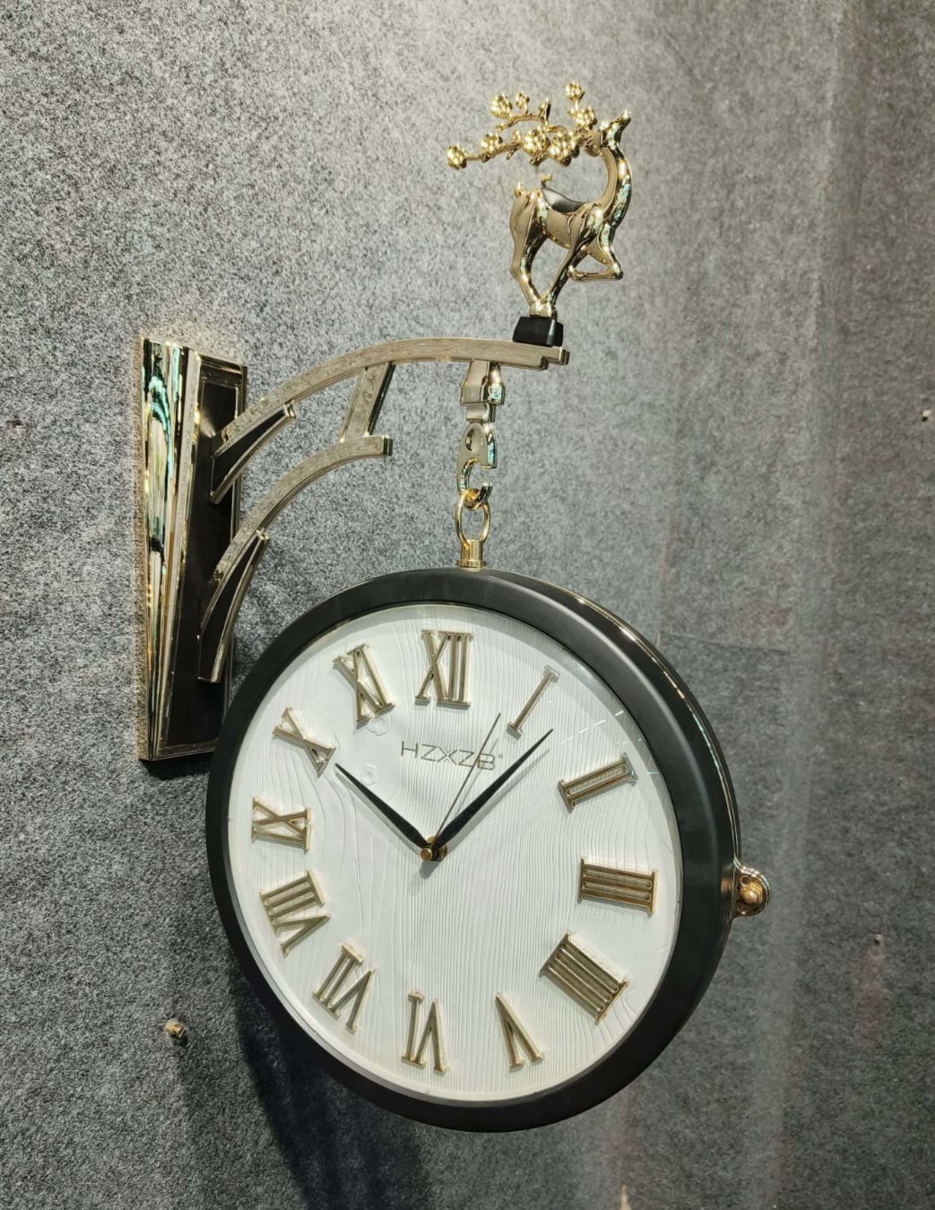 Selected Variant Image