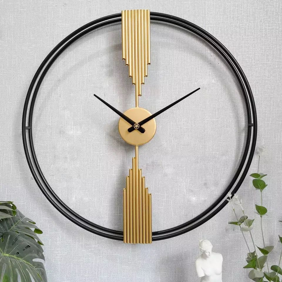 Gold & Black Metal Wall Clock - 24 Inch Vintage Resilient Design for Contemporary Homes