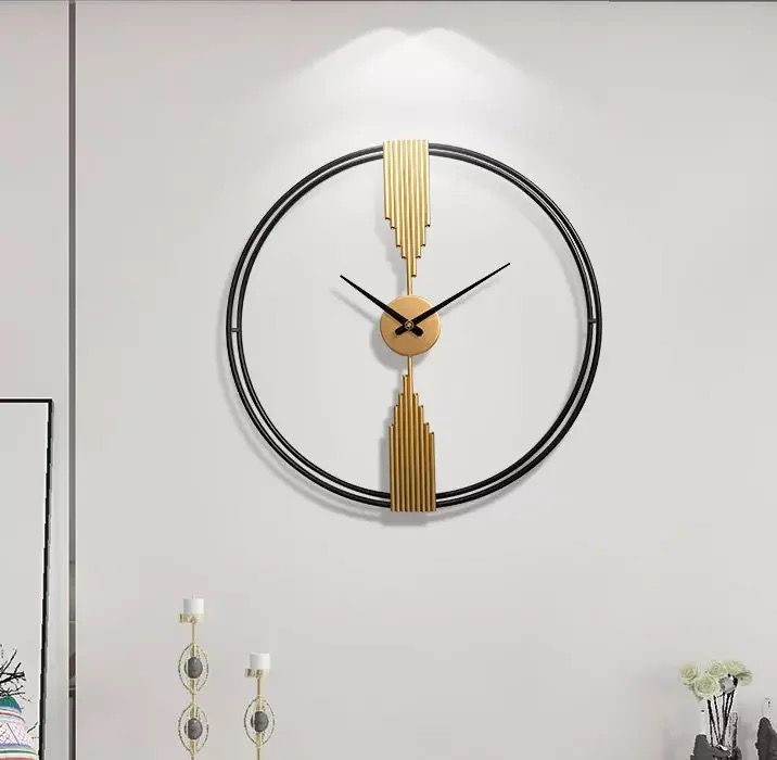 Gold & Black Metal Wall Clock - 24 Inch Vintage Resilient Design for Contemporary Homes