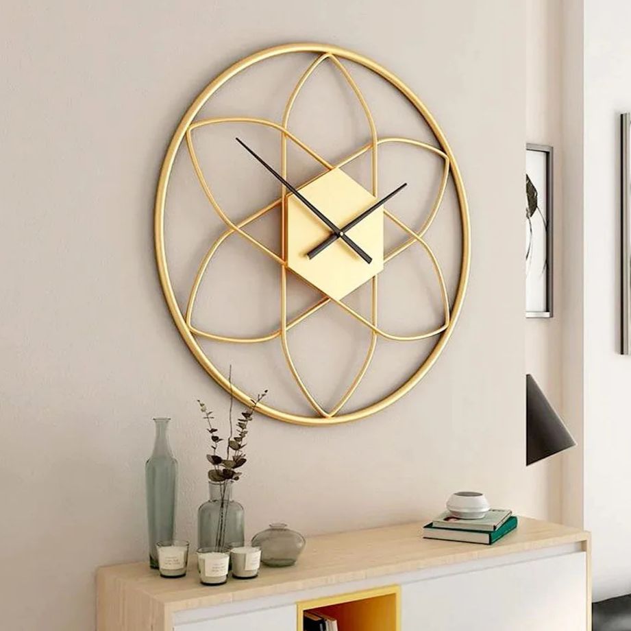 Metal Wall Clock - 24 Inch Vintage Golden Design, Ideal for Home Décor