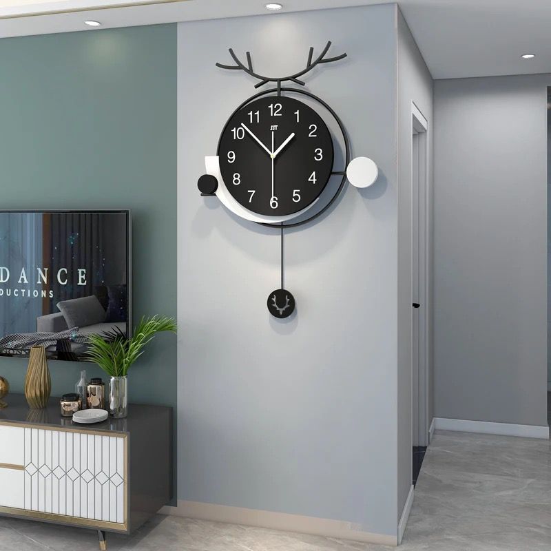 Fancy Metal Wall Clock For Home Decor