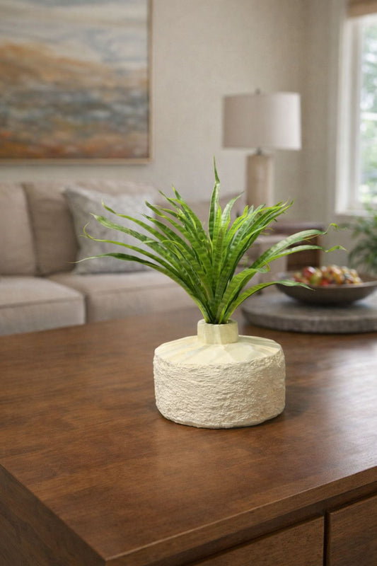 Premium Handcrafted Ceramic Flower Vase For Home - Style 17